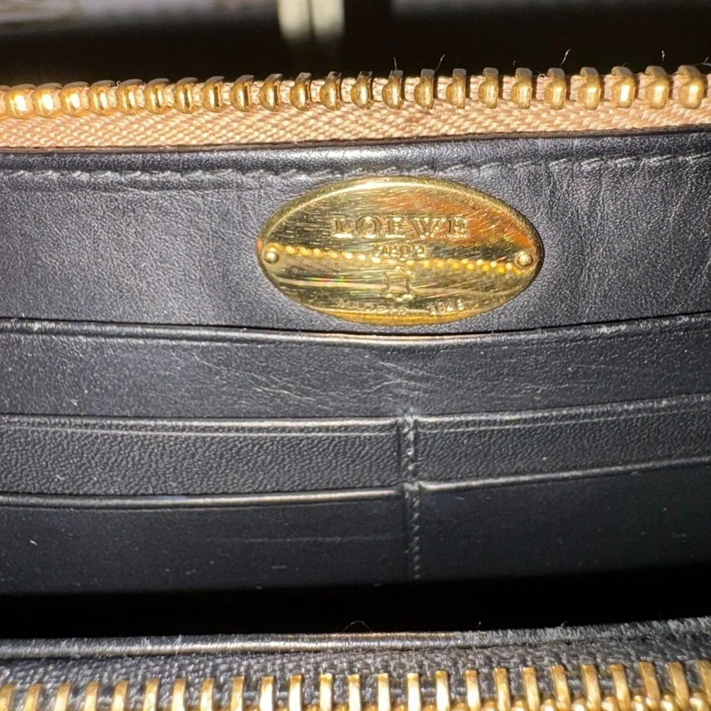 Loewe sophisticated soft